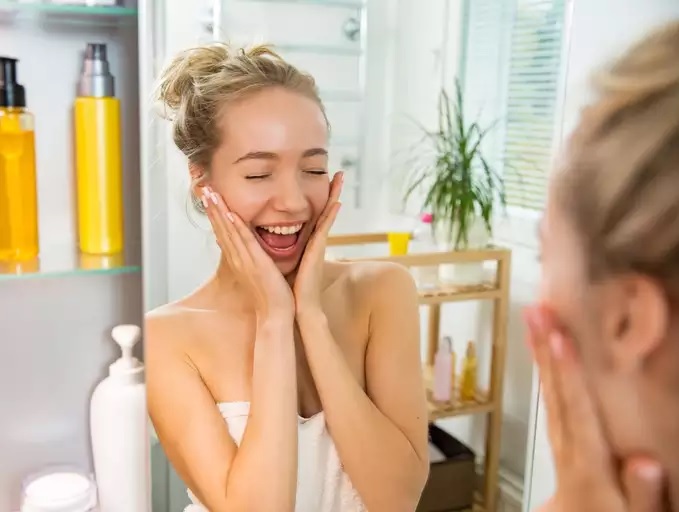 An Expert's Guide To The 6 Essentials To The Perfect Skincare Routine